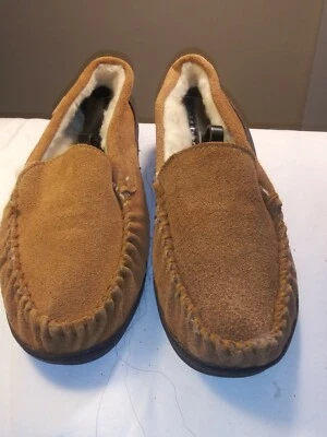 Zapatillas mocasín Alpine Swiss Yukon de gamuza genuina de piel de oveja sin cordones para hombre Foto 1 de 4