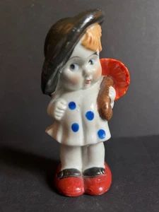 Vintage Mädchen mit schwarzem Hut Regenschirm gepunktet Kleid Figur Made in Japan 4,5 Zoll - Bild 1 von 9