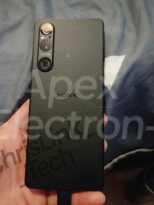 Sony Xperia 1 V, 6.5" 4K HDR 120Hz, 48MP CAM, 256GB, 12GB, Unlocked, 5G, Black - Image 1 of 4