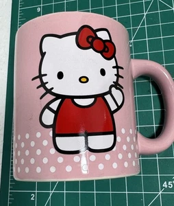 Sanrio Hello Kitty 2011 Pink Ceramic Coffee 12oz Mug - Picture 1 of 8