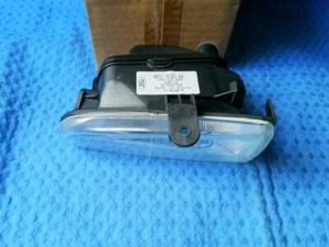 Ford Mondeo MK1 Fiesta MK4 Nebelscheinwerfer Oldtimer NEU - Bild 1 von 3