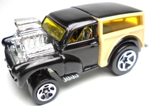 2001 HOT WHEELS MG ROVER MORRIS WAGON BLACK 2 1/2" DIECAST 1:64 CAR W/ BEIGE - Picture 1 of 6