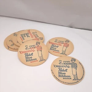 Menge 10 Original Pabst Blaues Band Bier 3,5" Runde Untersetzer Farbdruck  - Bild 1 von 9