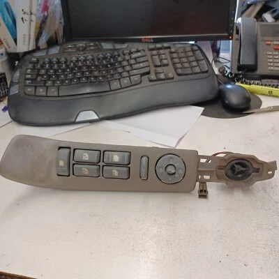 Interruptor de energia 95-99 CHEVY Silverado TAHOE SUBURBAN GMC YUKON driver mestre cinza - Imagem 1 de 4