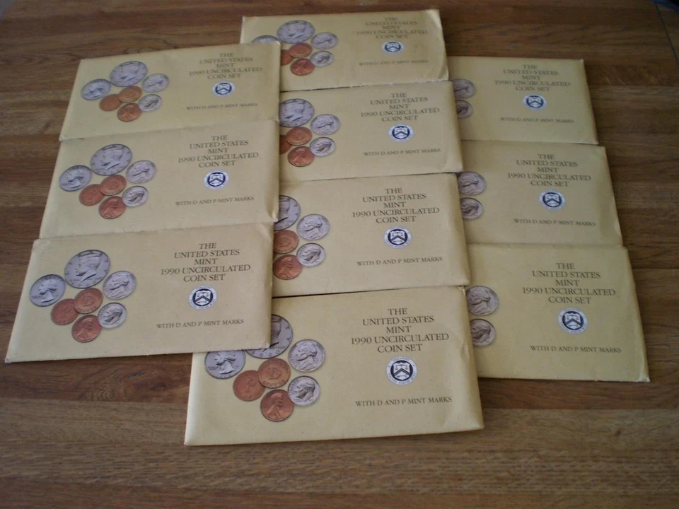 Lot of 10 1990 Mint Sets - Image 1 of 1