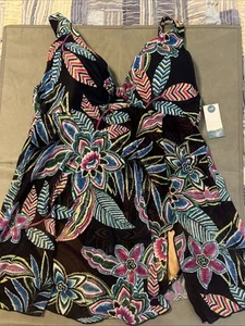 NWT Cacique Swim One Piece 38DD Lightly Lined Plunge - Picture 1 of 6