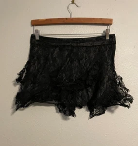 Juniors Micro Mini Skirt Size Large Black Floral Lace Ruffle Whimsigoth Y2K READ - Picture 1 of 7