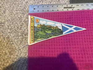 Vintage SOUVENIR Pennant FLAG Banner EDINBURGH CASTLE Scotland - FAST SHIPPER - Picture 1 of 4