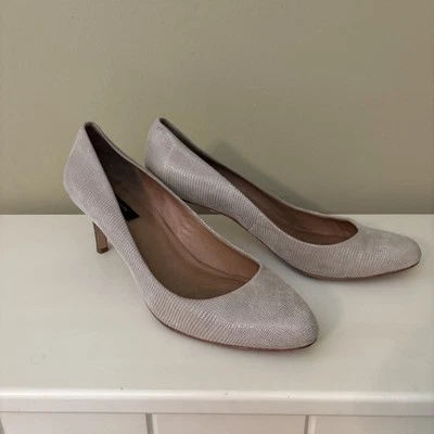 Ann Taylor тисненая кожа котенок каблук насосы серо-бежевый 8,5 - Изображение 1 из 4
