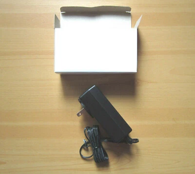 PIKO 35025 Netzgerät 100-240 Volt Netzteil Transformator Modelleisenbahn OVP Neu - Bild 1 von 4