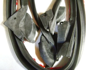 1970-1981 Camaro Firebird Door Seals Weatherstrips PAIR - Bild 1 von 2