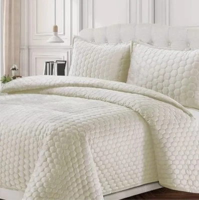 Juego de ropa de cama Tribeca Living Twin Lugano de terciopelo de nido de abeja de gran tamaño (#8) Foto 1 de 4