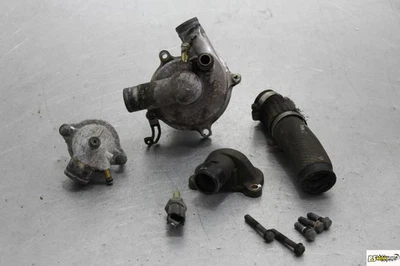 2005 Suzuki Gsxr750 Gsxr 750 двигатель водяное охлаждение насос термостат 2004 05  - Изображение 1 из 4