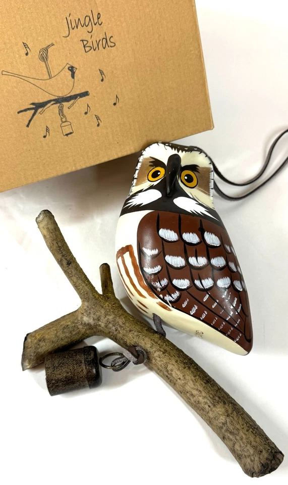 Carillón The Bird House of Cape May Jingle Birds tallado madera pintada palo Foto 1 de 4