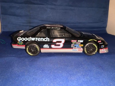 NASCAR DIECAST 1:24 #3 DALE WONHARDT 2001 Lumina GM Goodwrench en caja Foto 1 de 4