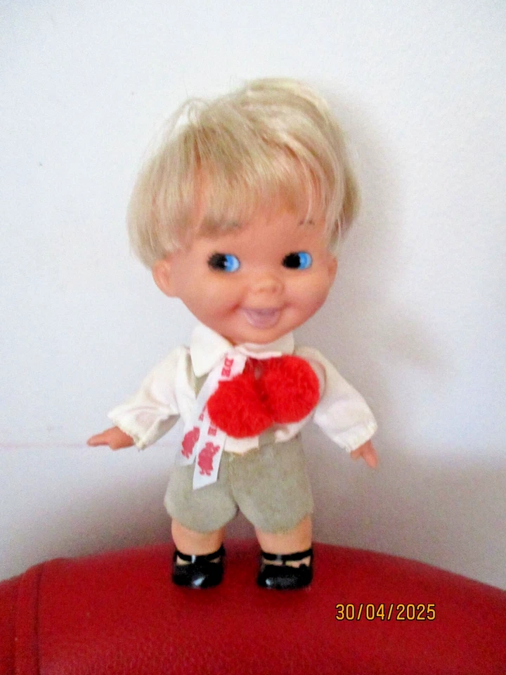 Petite poupée SEBINO 17cm habillée dorigine - Photo 1/1