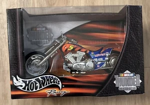 Hot Wheels 2002 NASCAR Thunder Rides Terry Labonte 1:18 Diecast Motorcycle - Picture 1 of 4