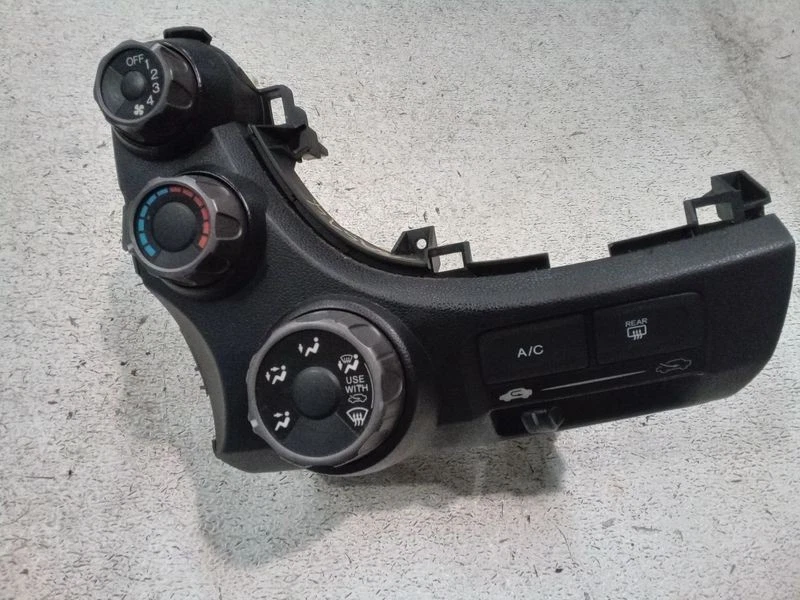 AC Heater Climate Temperature Control OEM For 2009-2013 Honda Fit Foto 1 de 4