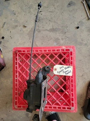 Hyundai Elantra 2012 control de crucero servoactuador conjunto 96440-2H100 usado fabricante de equipos originales Foto 1 de 2