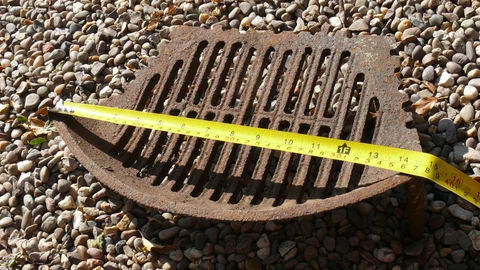 Rustic Heavy Duty Cast Iron Fireplace FIRE GRATE - Collection/Post - NEWARK Cover