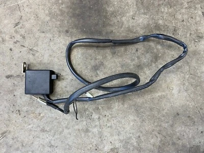 Amplificador amplificador antena Porsche 944 Turbo 951 944.645.173.01 Foto 1 de 4