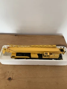 Conrad NZG Liebherr LTM 1090/1 Mobile Crane 1/50 Scale - Picture 1 of 11