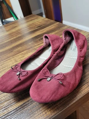 💚  Microfiber Suede Balarina Flats By Faded Glory Sz 10. Excellent Condtn  - Image 1 of 4