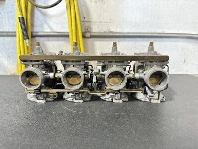 CARBURADORES SUZUKI GSXR1100 90-92 CARB solo para piezas. Foto 1 de 4