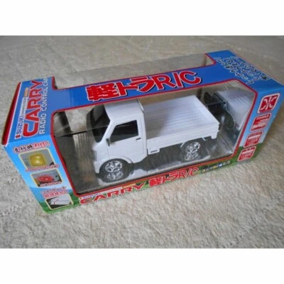 Suzuki Carry light truck, white, radio-controlled, unopened - Image 1 of 4