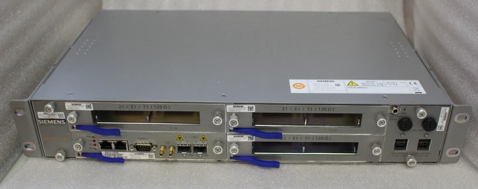 Nokia Siemens Networks Surpass Hit 7030 mit  3x 21x E1/T1 & 600-01-42036 Modulen - Bild 1 von 4