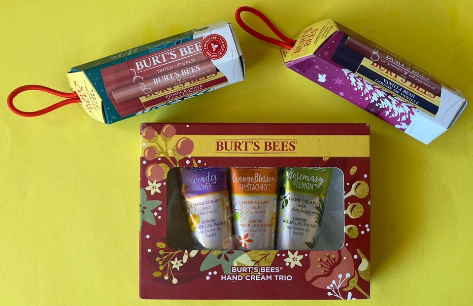 Burt's Bees Crema de Manos Trío Set de Regalo Flor de Azahar y Pistacho Bálsamo Labial Brillo Foto 1 de 2