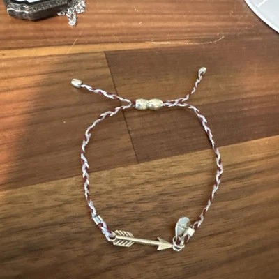 Pulseira ajustável Alex And Ani Precious Threads prata esterlina 925 flecha - Imagem 1 de 4