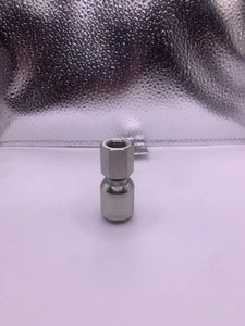 FP-04-06 (20 Stück) 1/4 Zoll Schlauch x 3/8 Zoll Innengewinde NPT Crimpverschraubung * KOSTENLOSER VERSAND - Bild 1 von 3