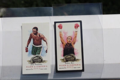 LAILA  ALI 2007 ALLEN & GINTNER BLACK NO # MINI & JOE FRAZIER MINI #82-SEE PICS - Image 1 of 4