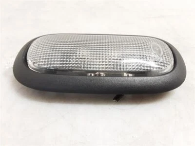 吉普 JK 牧马人 原始设备制造商 后条形音箱 圆顶灯 2010 - 2017 153535 — 第 1/4 张图片