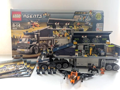 LEGO Agents: Mobile Command Center (8635) Complete Set W/ Box and Instructions - Image 1 of 4