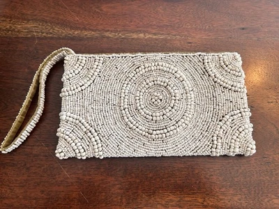 Tommy Bahama Happy Hour Bolso sin asas con cuentas Muñequera Noche Formal Informal Club Foto 1 de 4