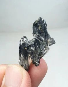 Unknown Inclusion In Quartz Cluster From Balochistan Pakistan - Picture 1 of 4