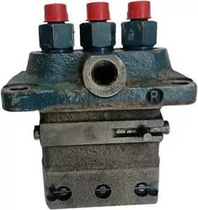 Fuel Injection Pump 15381-51010 for Kubota Engine D650 D850 D950 B6100D B7100D - Picture 1 of 4