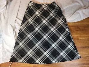NWOT Appleseeds Petites Plaid Black & White Wool Blend Midi Skirt Size 10P - Picture 1 of 4