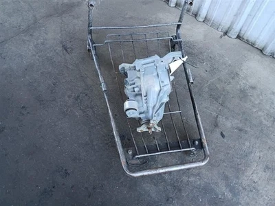 Держатель заднего дифференциала 2015 Mercedes 205 C300 соотношение 3,067 полный привод тип 2053501600 - Изображение 1 из 4