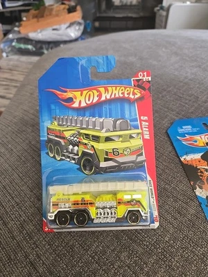 Hot Wheels 5 Alarm Race World City Neon Yellow 1/64 - Image 1 of 4