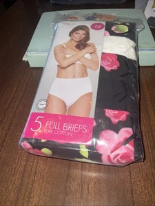 Five Pairs Women’s Briefs. Size 20-24. Black, floral. M&Co. - Picture 1 of 5