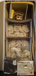 Designer Guild Collection 26" Gracie- Patricia Loveless Collector Doll 259/2000 - Picture 1 of 19