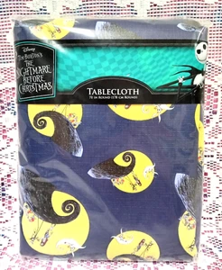 Tim Burton NIGHTMARE BEFORE CHRISTMAS Tablecloth 70" ROUND Disney Flannel Backed - Picture 1 of 4