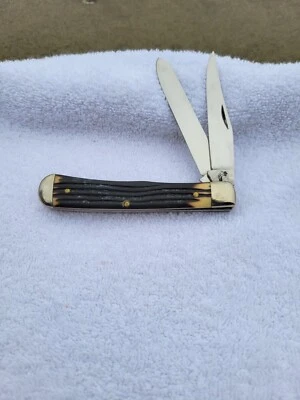 Cuchillo trampero Queen USA 2 hojas fondo de invierno mangos Delrin  Foto 1 de 2