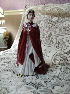 ROYAL WORSTER Figurine QUEEN ELIZABETH 11 80th Birthday 2006 - Image 1 of 4
