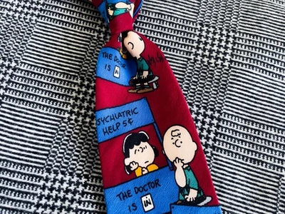 Corbata de seda vintage Salant ropa de hombre cacahuetes Charlie marrón Lucy Snoopy Foto 1 de 4