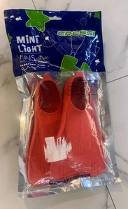 Cressi Children Swimming Learning Fins Mini Light Sz 8-11 Red 25/28EU Age 2-4 - Picture 1 of 5