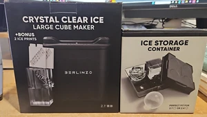 Berlinzo Premium Crystal Clear Large 2" Ice Cube Maker & Storage Container NIB - Picture 1 of 11